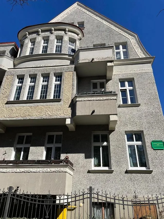 Apartamenty I Pokoje Przy Sopockim Molo contacts